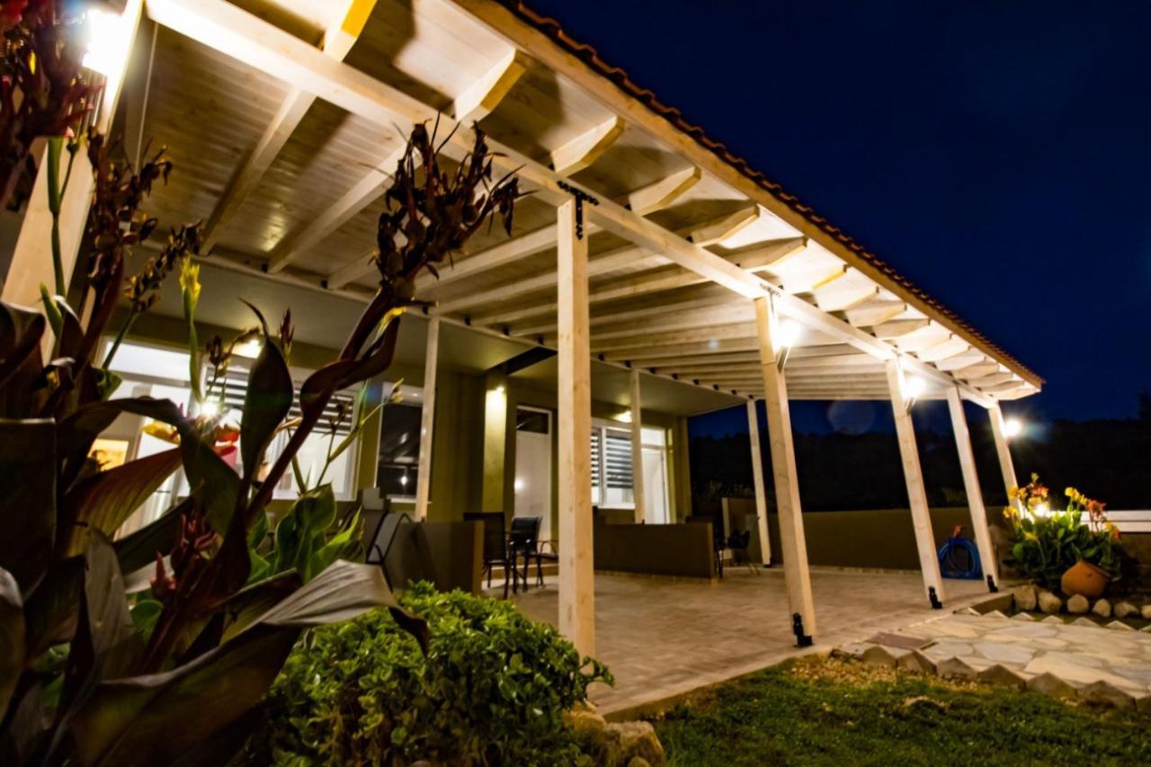 Vickyvillas Néos Marmarás Exterior foto