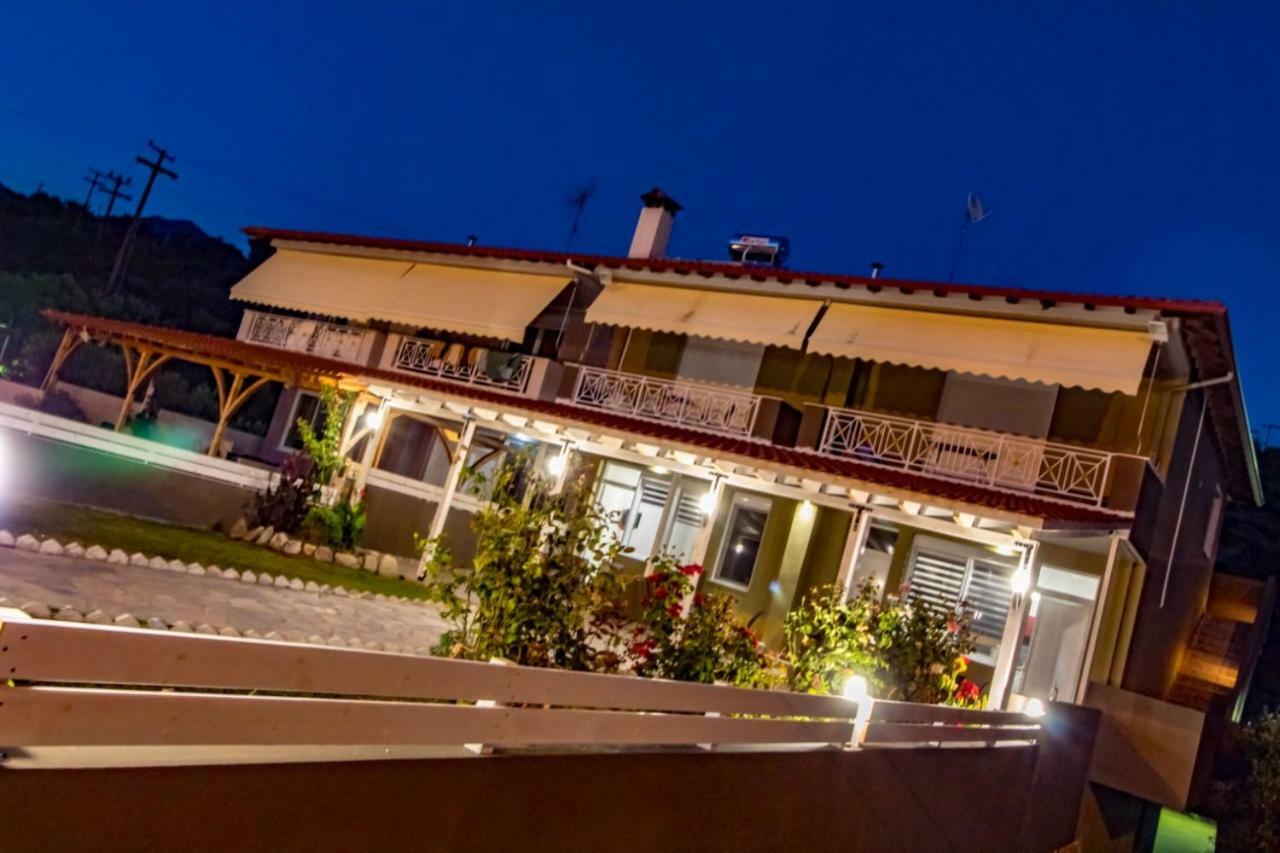 Vickyvillas Néos Marmarás Exterior foto