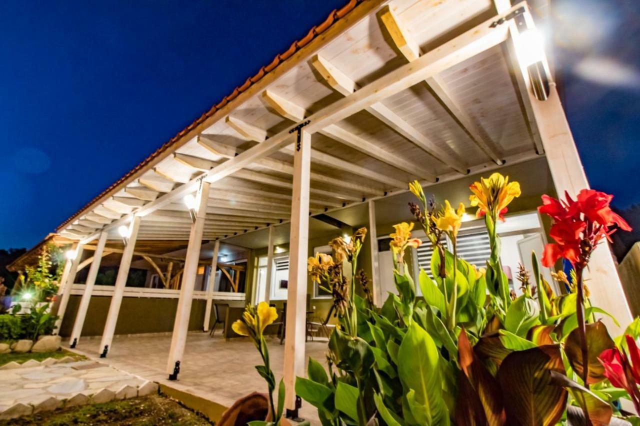 Vickyvillas Néos Marmarás Exterior foto